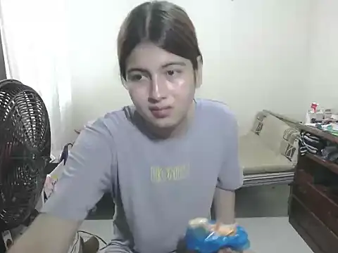 Snapshot of Mirage_Sertori chatting on November 6, 7:37 pm Mirage Sertori online show from November 6, 7:37 pm