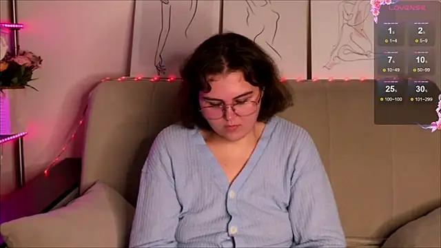 Snapshot of chatting on September 22, 7:54 am online show from September 22, 7:54 am