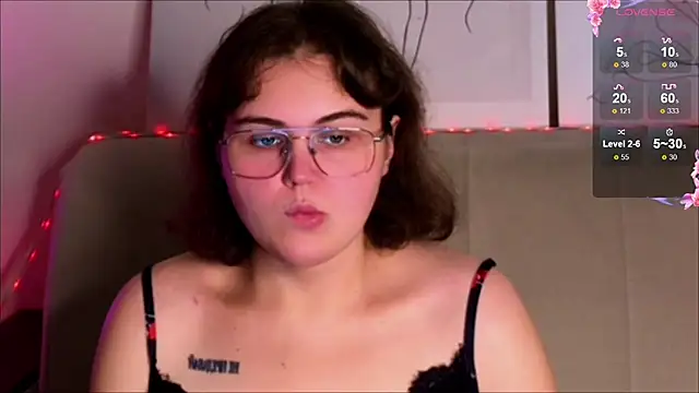 Snapshot of chatting on October 1, 11:16 am online show from October 1, 11:16 am