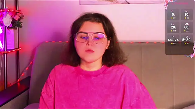 Snapshot of chatting on October 23, 2:11 am online show from October 23, 2:11 am