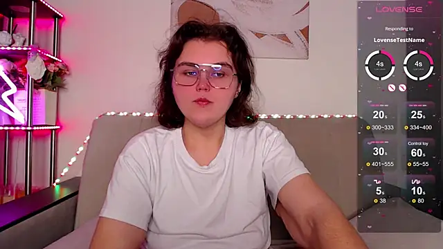 Snapshot of chatting on November 21, 3:49 am online show from November 21, 3:49 am