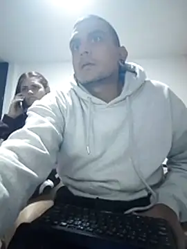 Carlandelli1 online show from December 3, 3:03 am