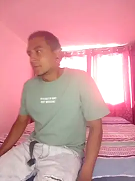 Carlandelli1 online show from March 28, 8:41 pm