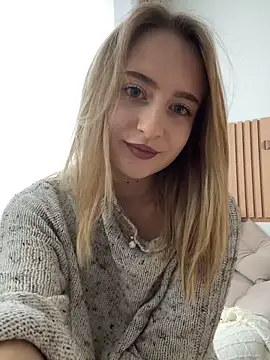 LinaViam online show from September 22, 6:26 am