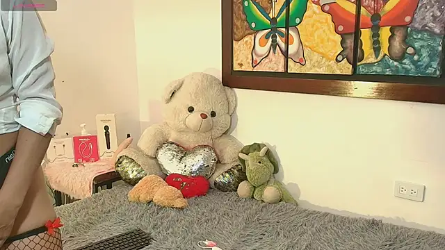 Natty Reyes online show from November 3, 7:15 pm