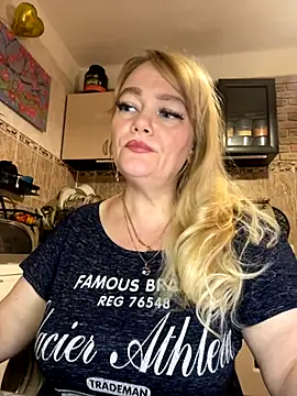 Sweet-blonde online show from October 17, 11:40 pm