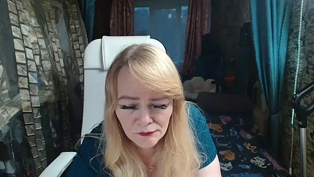 Sweet-blonde online show from November 13, 10:03 am