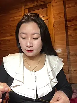 violet-00 online show from December 23, 1:03 am