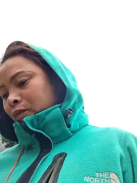 xuxulovezz online show from March 13, 1:56 am