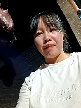 Snapshot of helenzz chatting on November 30, 12:20 pm helenzz online show from November 30, 12:20 pm