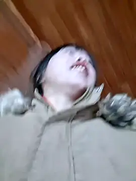 Snapshot of helenzz chatting on December 1, 1:32 am helenzz online show from December 1, 1:32 am