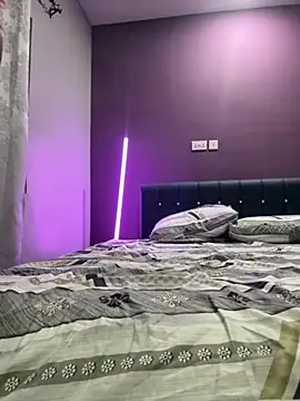 Snapshot of Zola_Nooryi chatting on September 30, 8:47 pm Zola Nooryi online show from September 30, 8:47 pm