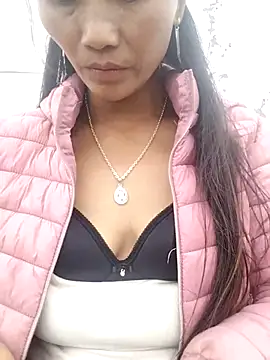 Snapshot of abigail-00 chatting on November 3, 7:53 am abigail-00 online show from November 3, 7:53 am