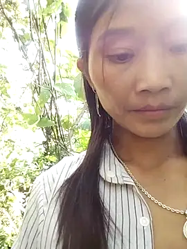 Snapshot of abigail-00 chatting on November 25, 1:05 am abigail-00 online show from November 25, 1:05 am