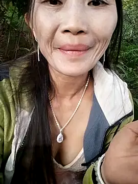 Snapshot of abigail-00 chatting on November 26, 1:17 am abigail-00 online show from November 26, 1:17 am