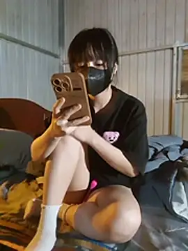 Snapshot of Helen-Tran chatting on October 28, 11:47 am Helen-Tran online show from October 28, 11:47 am