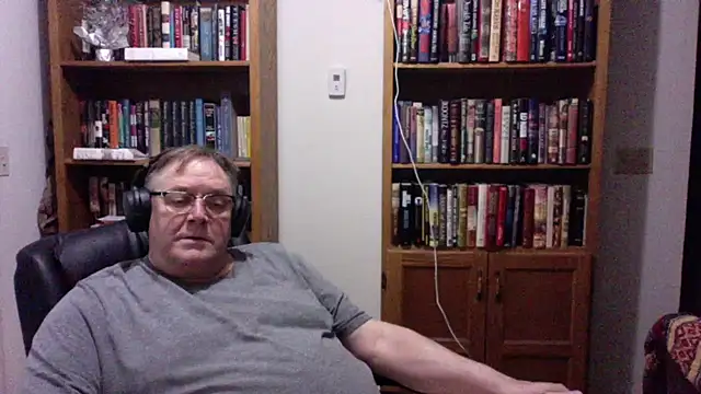 Vinyl22xh online show from July 5, 4:30 am
