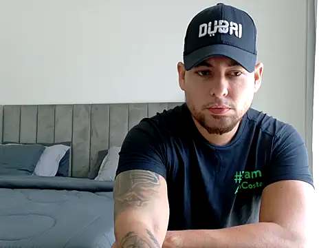 maximus888A online show from October 16, 8:04 am