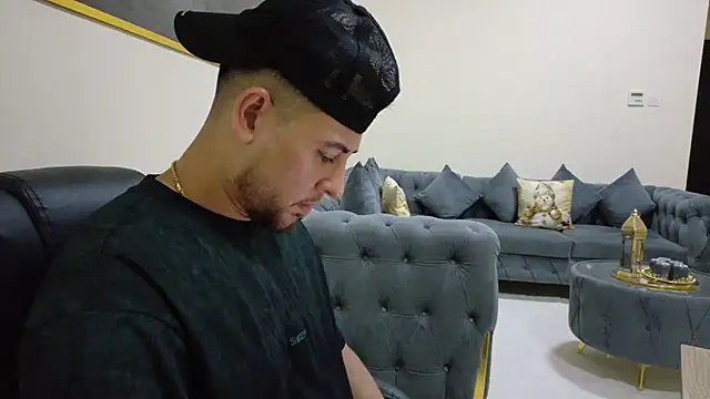 Snapshot of maximus888A chatting on July 16, 8:15 pm maximus888A online show from July 16, 8:15 pm