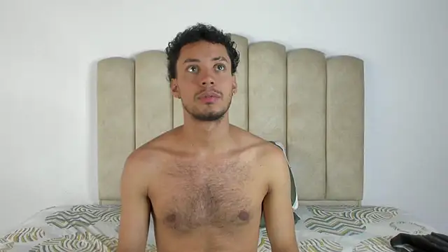 Snapshot of aroncooper1 chatting on October 9, 1:31 pm aroncooper1 online show from October 9, 1:31 pm