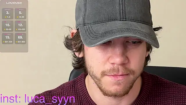 Snapshot of luca_syn chatting on October 26, 6:47 pm luca syn online show from October 26, 6:47 pm