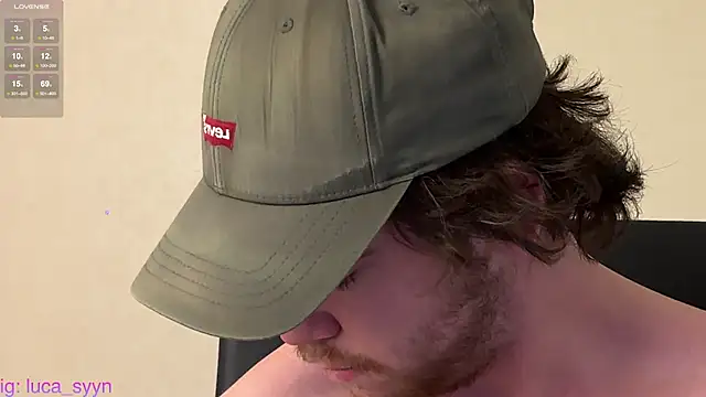 Snapshot of luca_syn chatting on November 2, 3:36 pm luca syn online show from November 2, 3:36 pm