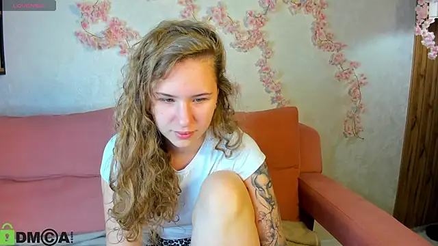 Elsie Cutties online show from October 2, 12:50 am