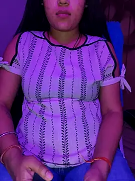 Snapshot of -Anushka01 chatting on October 24, 12:45 pm -Anushka01 online show from October 24, 12:45 pm