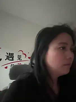 Snapshot of aoyo66 chatting on April 28, 10:37 pm aoyo66 online show from April 28, 10:37 pm