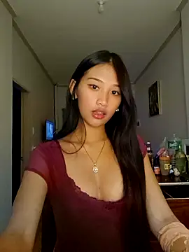 Bunny72772 online show from October 11, 3:32 pm