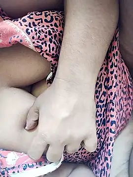 Snapshot of Chubby_Soniya chatting on October 3, 4:31 am Chubby Soniya online show from October 3, 4:31 am