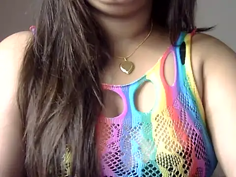 Snapshot of Aaliya02 chatting on October 20, 1:11 pm Aaliya02 online show from October 20, 1:11 pm