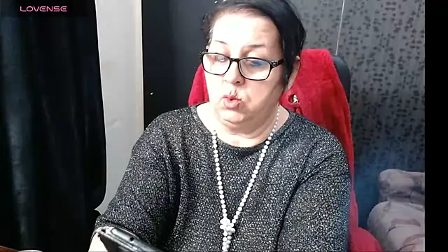 Snapshot of MissSanjanne chatting on December 7, 4:14 pm MissSanjanne online show from December 7, 4:14 pm