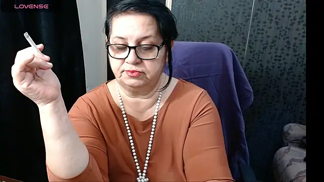 Snapshot of MissSanjanne chatting on January 16, 10:55 pm MissSanjanne online show from January 16, 10:55 pm