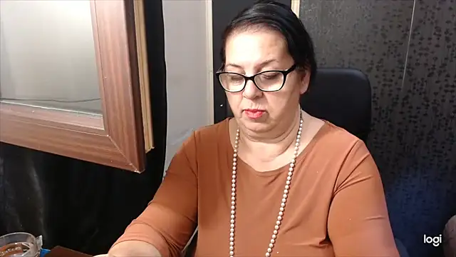 Snapshot of MissSanjanne chatting on September 22, 9:39 pm MissSanjanne online show from September 22, 9:39 pm