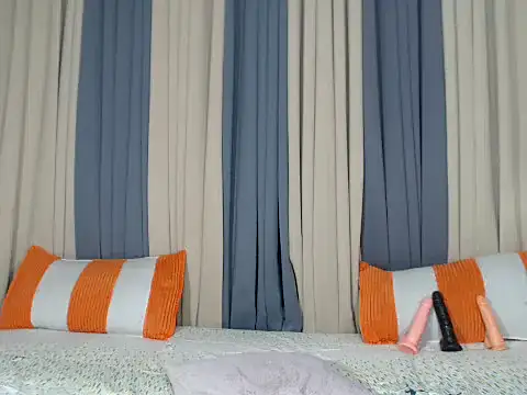 Snapshot of Danicahotcum chatting on February 15, 7:51 am Danicahotcum online show from February 15, 7:51 am