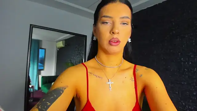 Snapshot of MeganSin_ chatting on January 11, 6:07 am MeganSin online show from January 11, 6:07 am