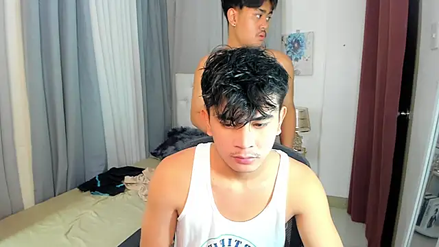 JuliuswildCock online show from November 13, 5:28 am