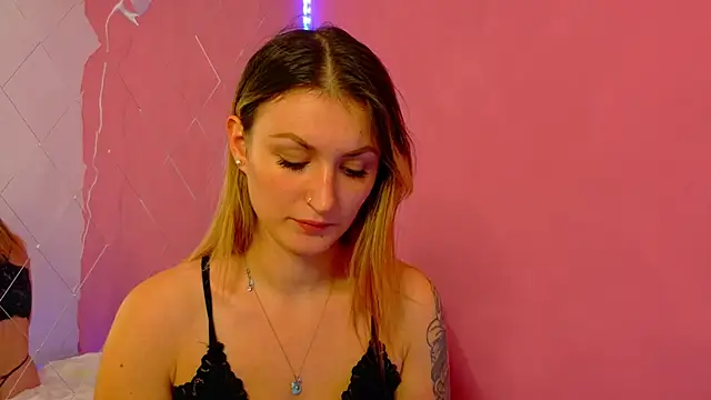 Anaayss  online show from October 29, 6:15 am