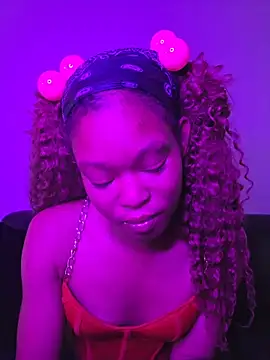 Snapshot of tokyobelle chatting on May 9, 1:44 am tokyobelle online show from May 9, 1:44 am