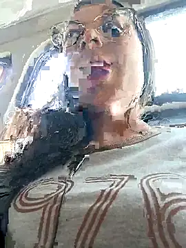 Mia-love-03 online show from October 22, 3:56 pm