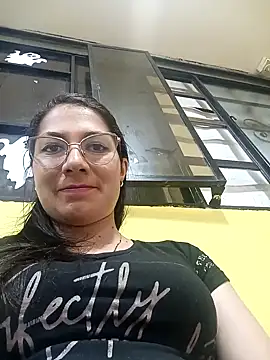 Mia-love-03 online show from October 28, 10:12 pm