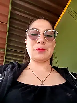 Mia-love-03 online show from November 28, 3:58 pm