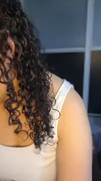 LondonHilton online show from March 28, 11:15 pm