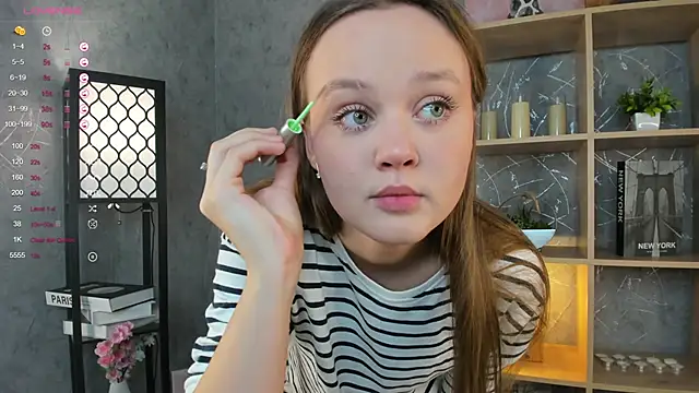 ElenoreReth online show from November 12, 1:06 am