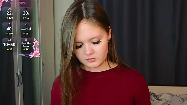 ElenoreReth online show from April 23, 2:02 am