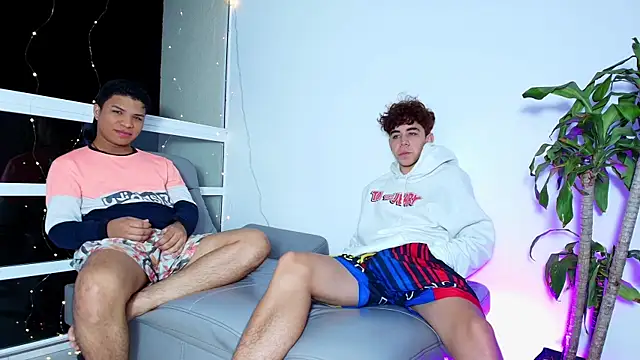 latin naughty boys online show from October 16, 1:28 am