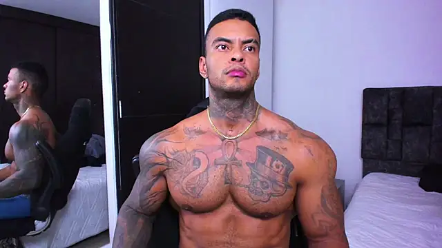 Snapshot of binmontana_ chatting on September 26, 11:20 pm binmontana online show from September 26, 11:20 pm