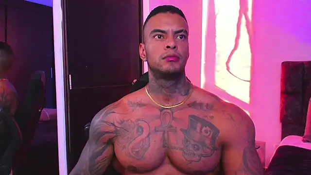 Snapshot of binmontana_ chatting on October 2, 9:11 pm binmontana online show from October 2, 9:11 pm