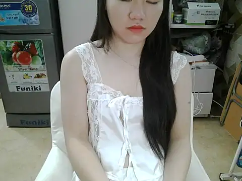 Snapshot of Ara4865 chatting on October 21, 5:30 am Ara4865 online show from October 21, 5:30 am